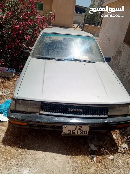 تويوتا كورولا موديل 1986