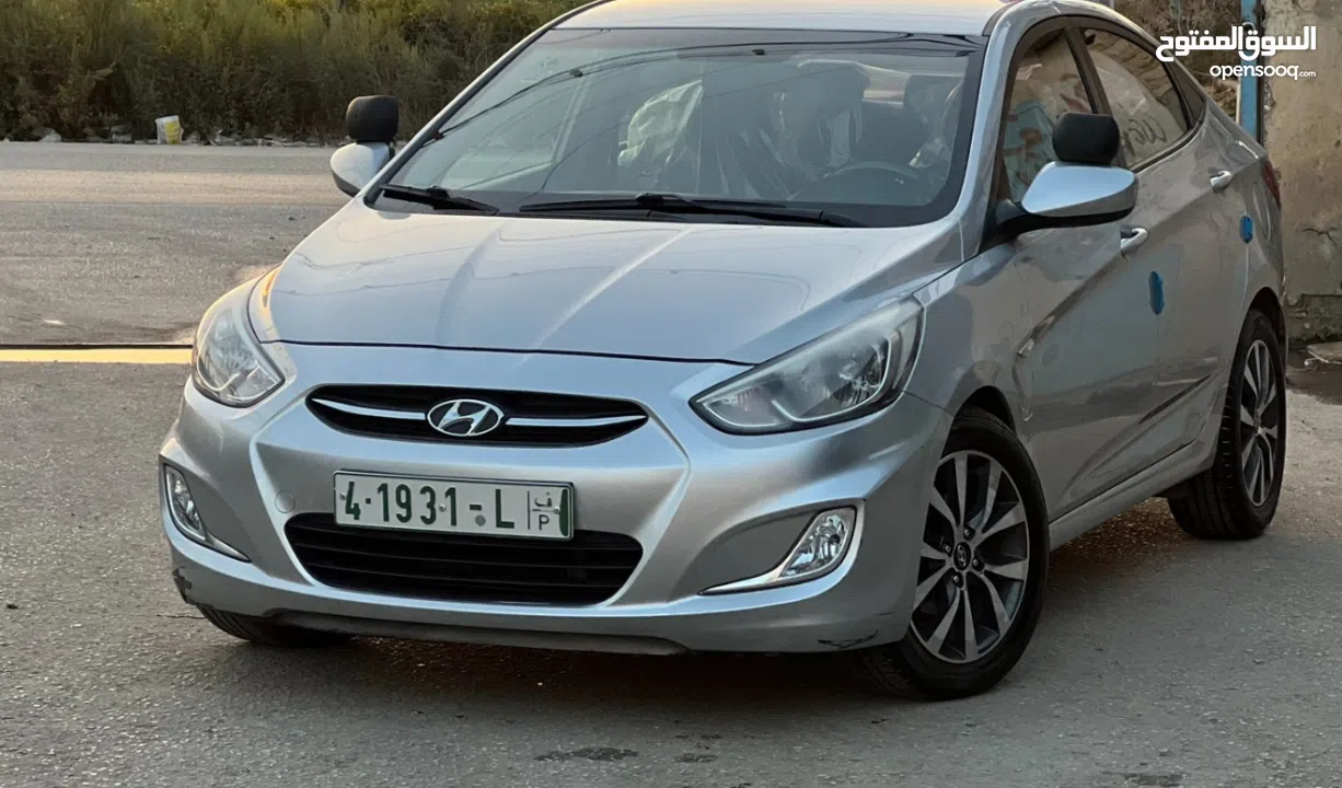 سيارة اكسنت للبيع 2015