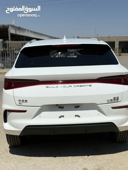 سيارة byd luxury e2 2022