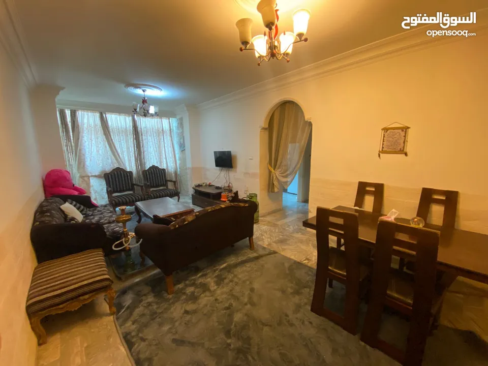 مطلوب شقة من مالك مباشرة كرسي جندويل خلدا على بدل جزء ارضي او اقساط من مالك مباشرة  مع رهن وكفالة