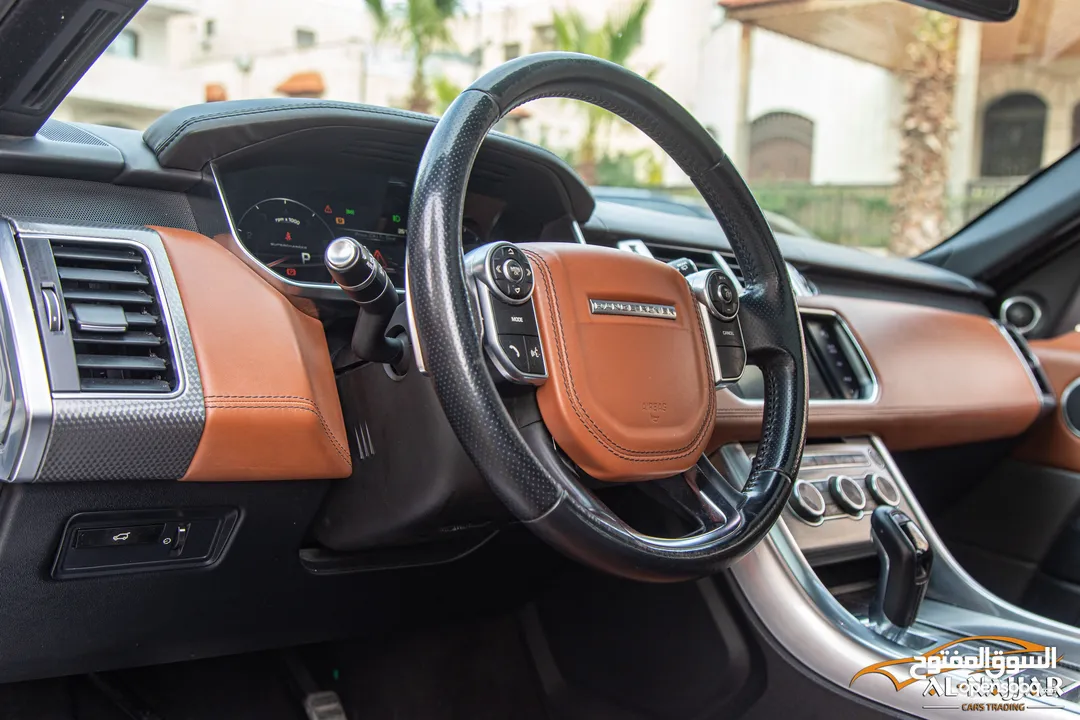 Range Rover Sport Supercharge 2014  السيارة وارد الشركة