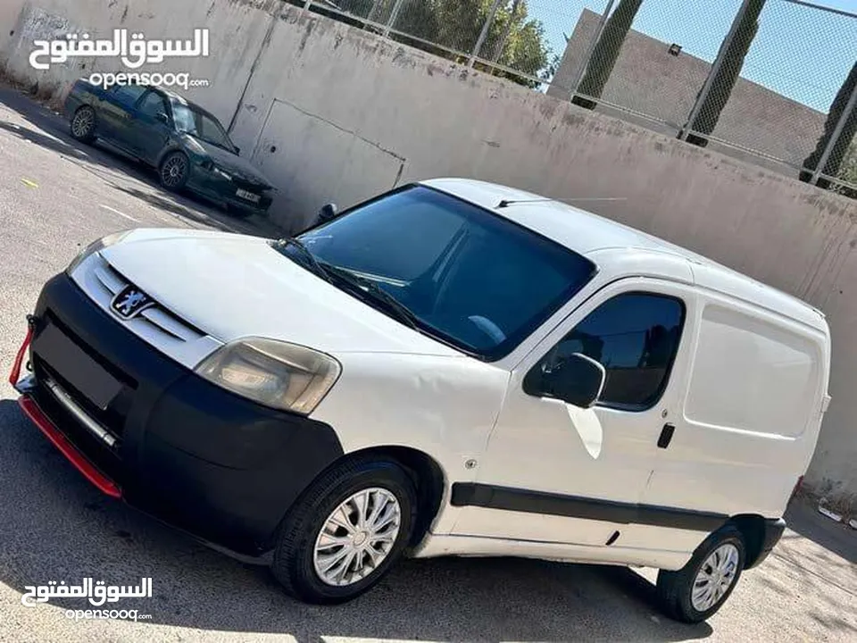 بيجو بارتنر للبيع