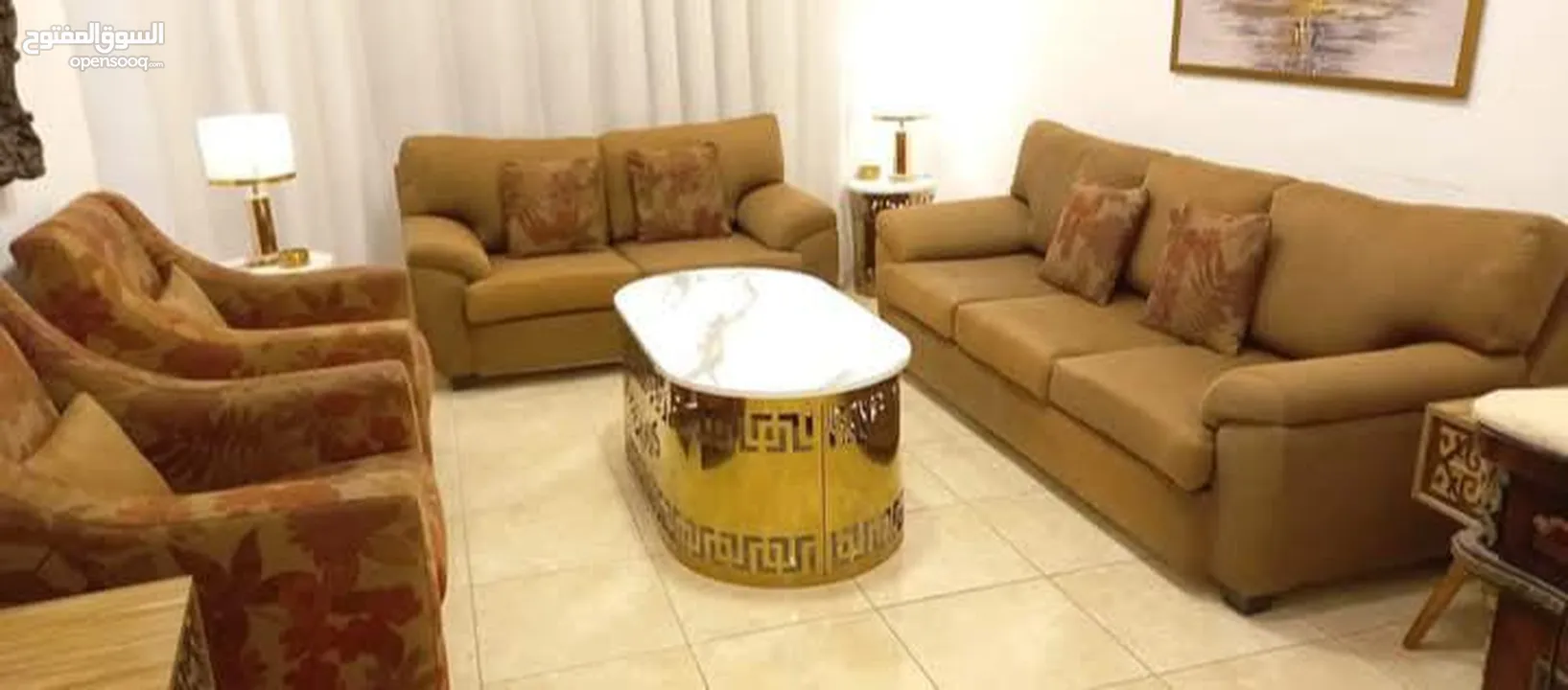 طقم  كنب  مستورد فاااخر م بحالة الوكالة مواصفات نخب   مريح جدا  خشب سويد متين