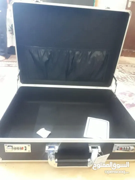 حقيبة دبلوماسية برقم سري وارد اوروبا وكاله