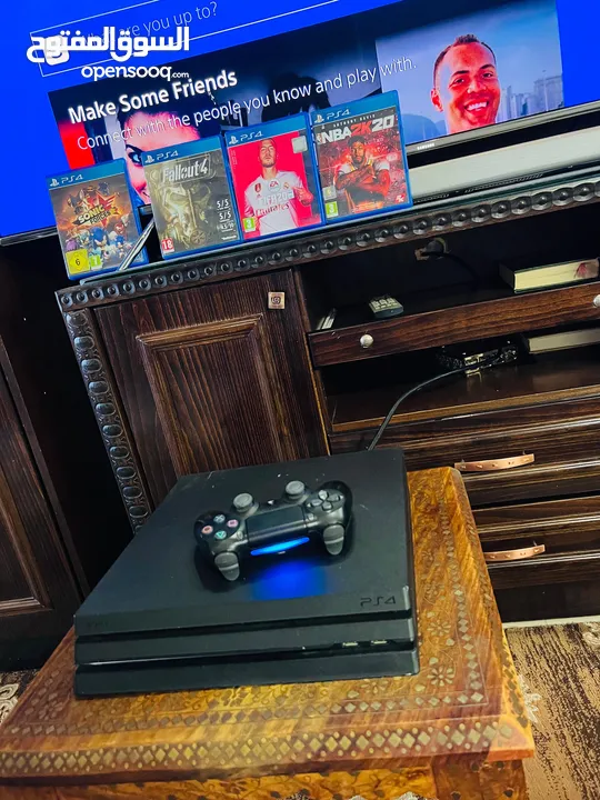 Playstation 4 Pro  بلاستيشن 4 برو