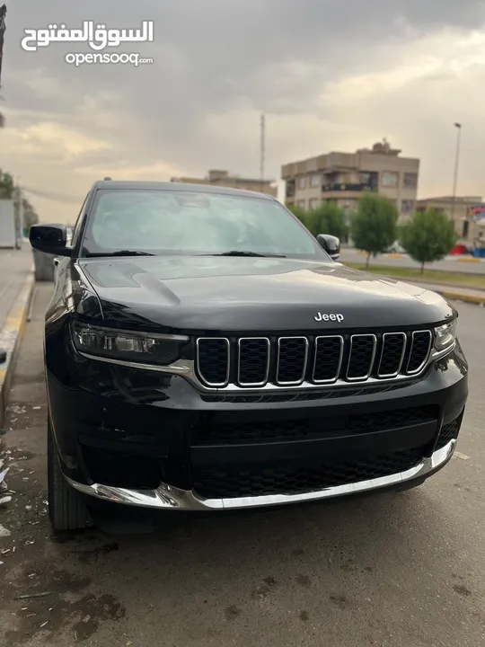 Jeep grand cherokee L laredo 2023