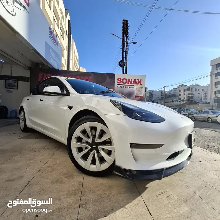 2022 Tesla model 3 long range  21200 JD