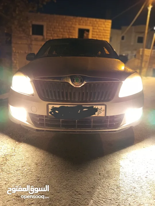 سكودا فابيا موديل 2012 للبيع