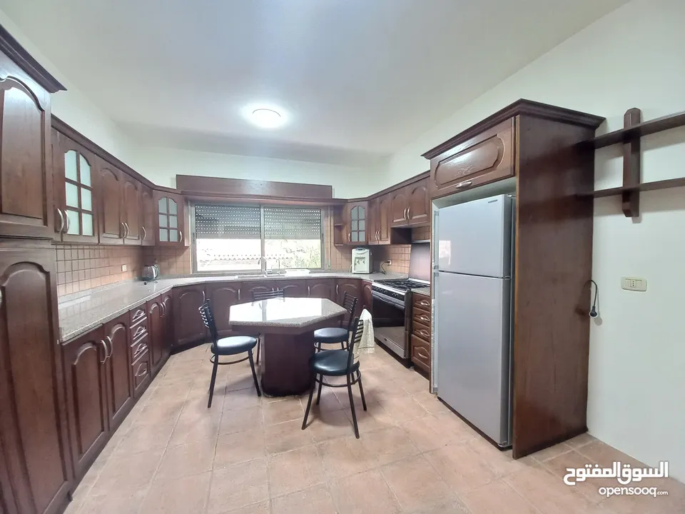 شقة مفروشة للإيجار 180م2 ( Property 19733 )-174847746