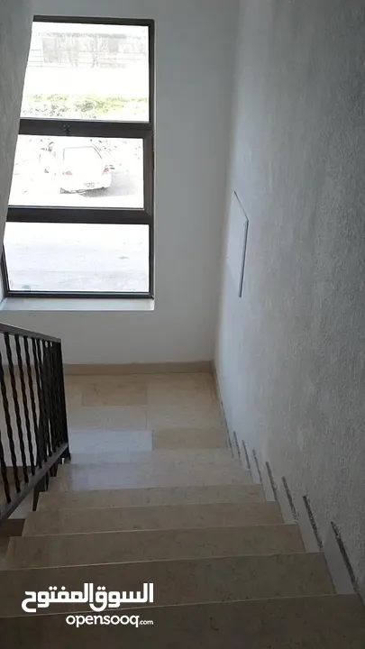 سيارة هونداي اكسنت للبيع