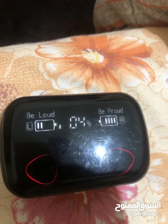 سماعات الm10 الغنية عن التعريف ضد الماء جيدة جدًا و صوت واضح