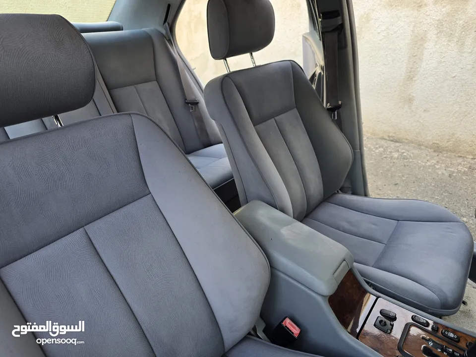 مرسيدس E200 Elegance للبيع موديل 2000 نظيفة