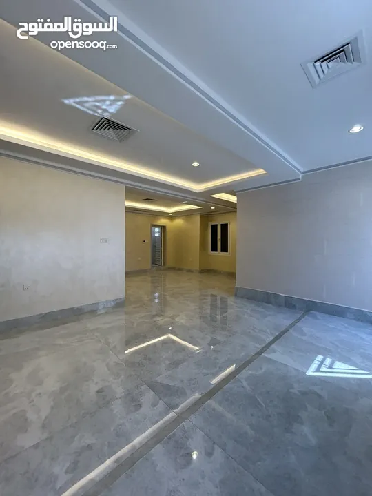 villa for rent in salwa 14 bedrooms