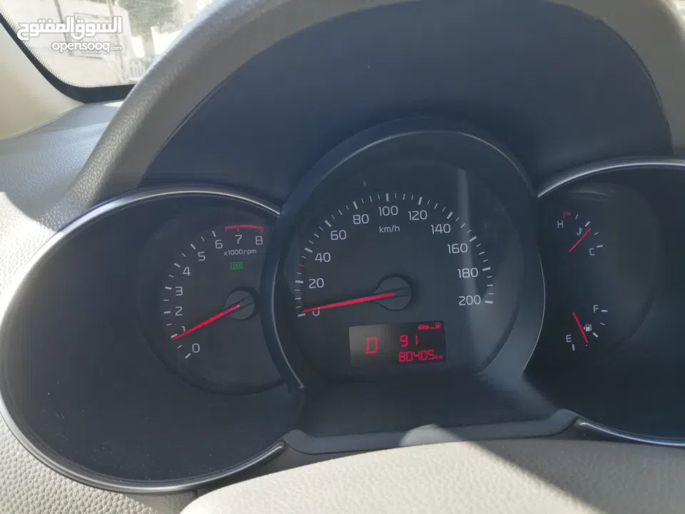 كيا مورننغ 2015 بالنايلون بحاله الوكاله  الخليل