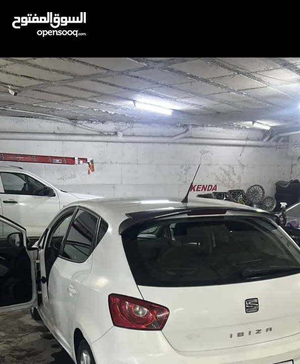 سيارة سيات إبيزا 2015
