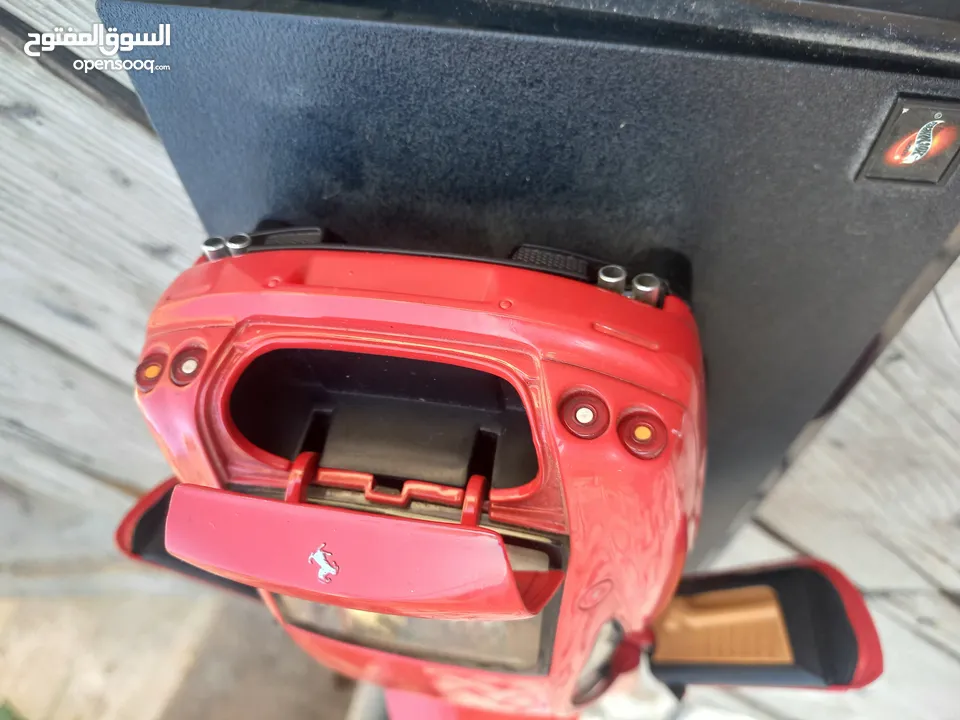 مجسم سيارة معدن( فورد)