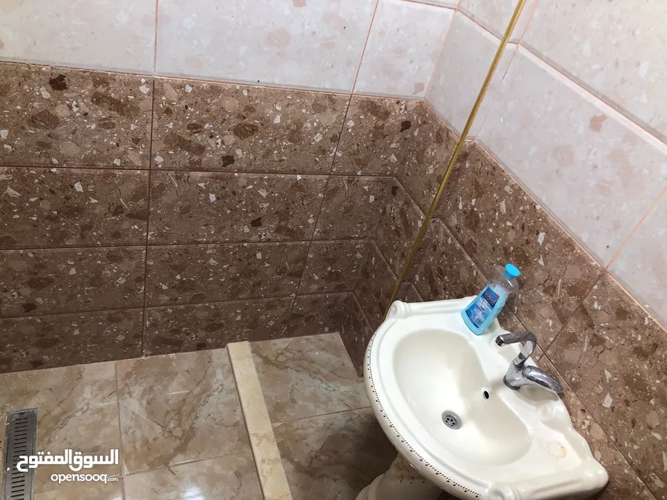 شقة للبيع بسعر مغري