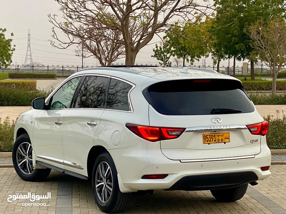 انفينيتي Qx60 مديل 2019 ابيض داخل بيج قمة في نظافة