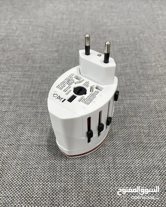 Fast Charging Travel Adapter for Samsung and iPhone Cellphones