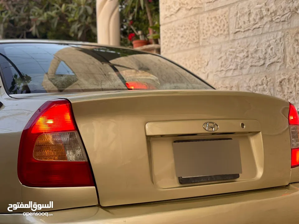 هونداي فيرنا 2001 نظيفة جدا