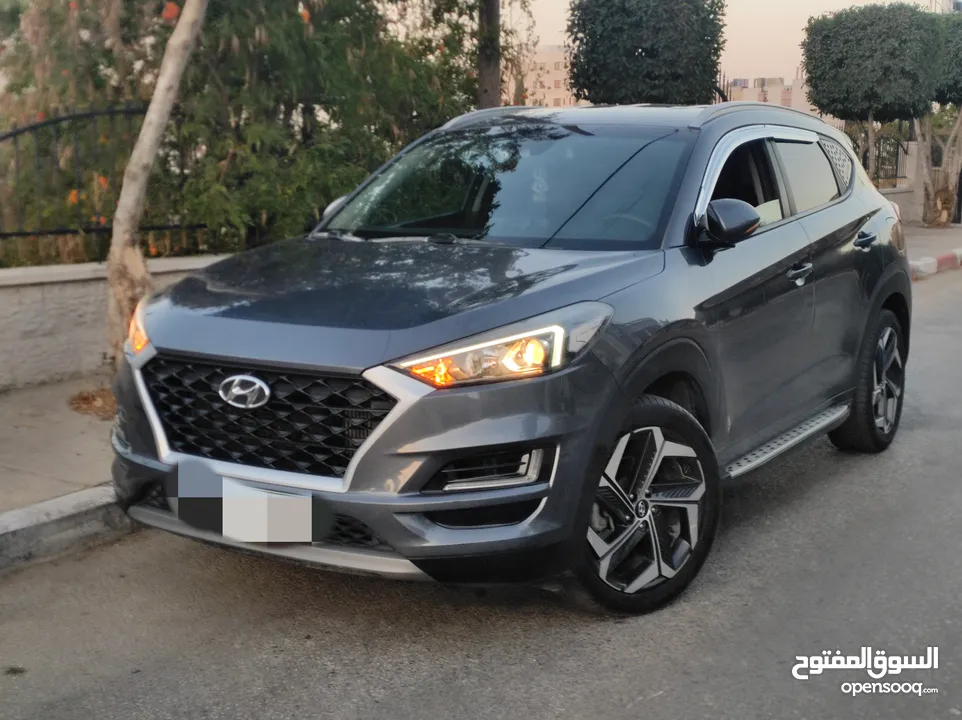 هونداي توسان فل بدون فتحه 2020ترخيص2019 ماشي فقطططط 85000كم للبيع بسعر مغري ع الكاش 95000الف شيكل