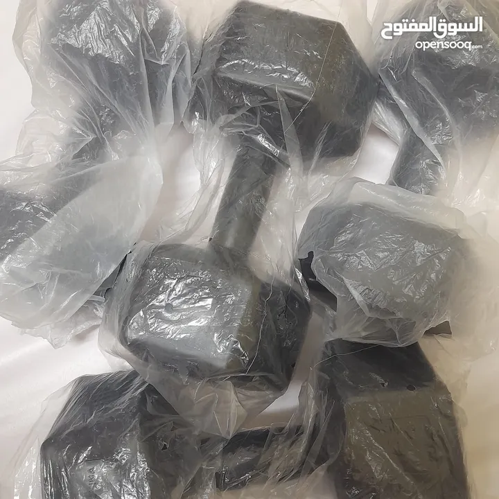 brand new 20 kg 18 kg 16 kg 14 kg dumbbells affordable price limited stock serious buyers only..