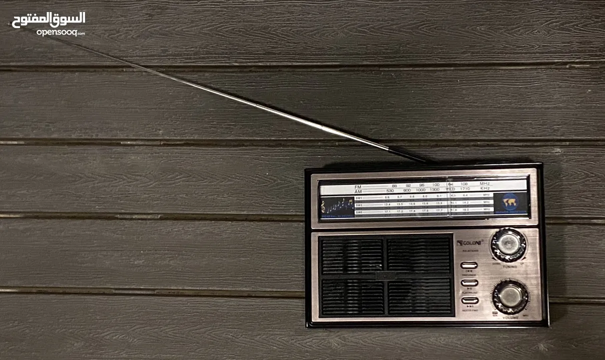 ديكور وسماعة بلوتوث علي شكل راديو قديم ، تصفح المتجر لأشكال متنوعة