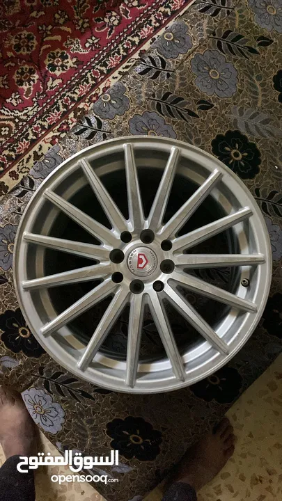 جنط فيوزن 17 في كسور وبتصلح للبيع بسعر حرق  للأستفسار