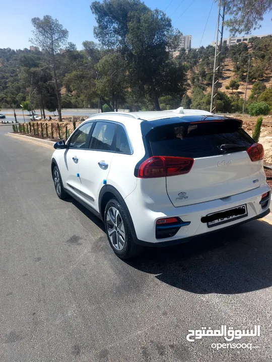 2022  كهرباKia niro