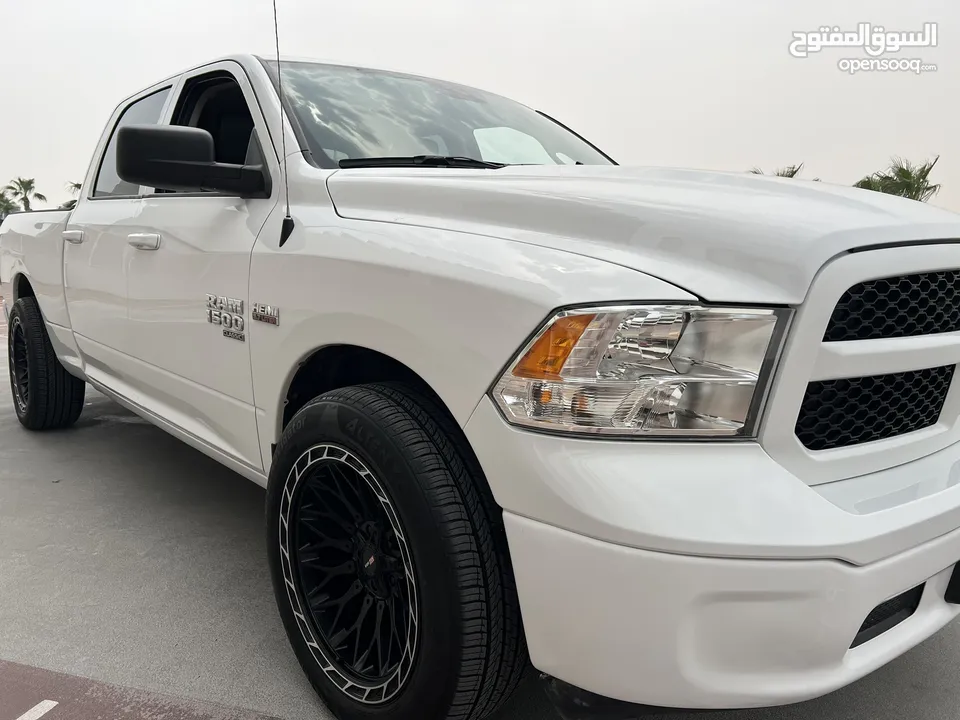 RAM1500/8cylander/orginalairbag/no accident front&rear