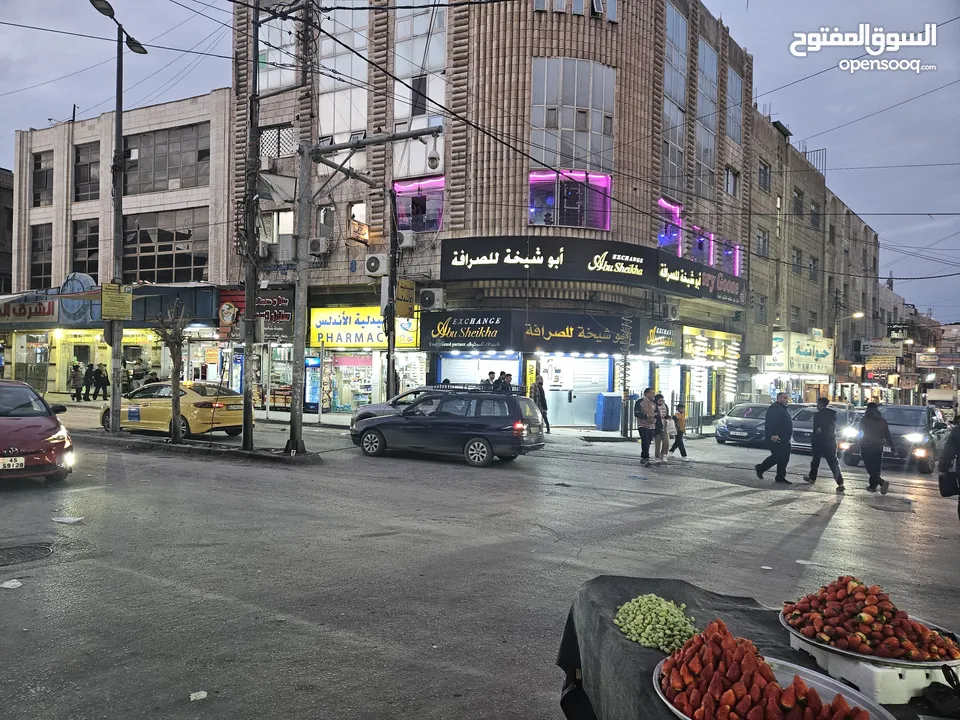 للايجار محلات تجارية 3 ابواب، موقع مميز جدا تقاطع شارع السعادة مع شارع بغداد بجانب ابو شيخه للصرافة