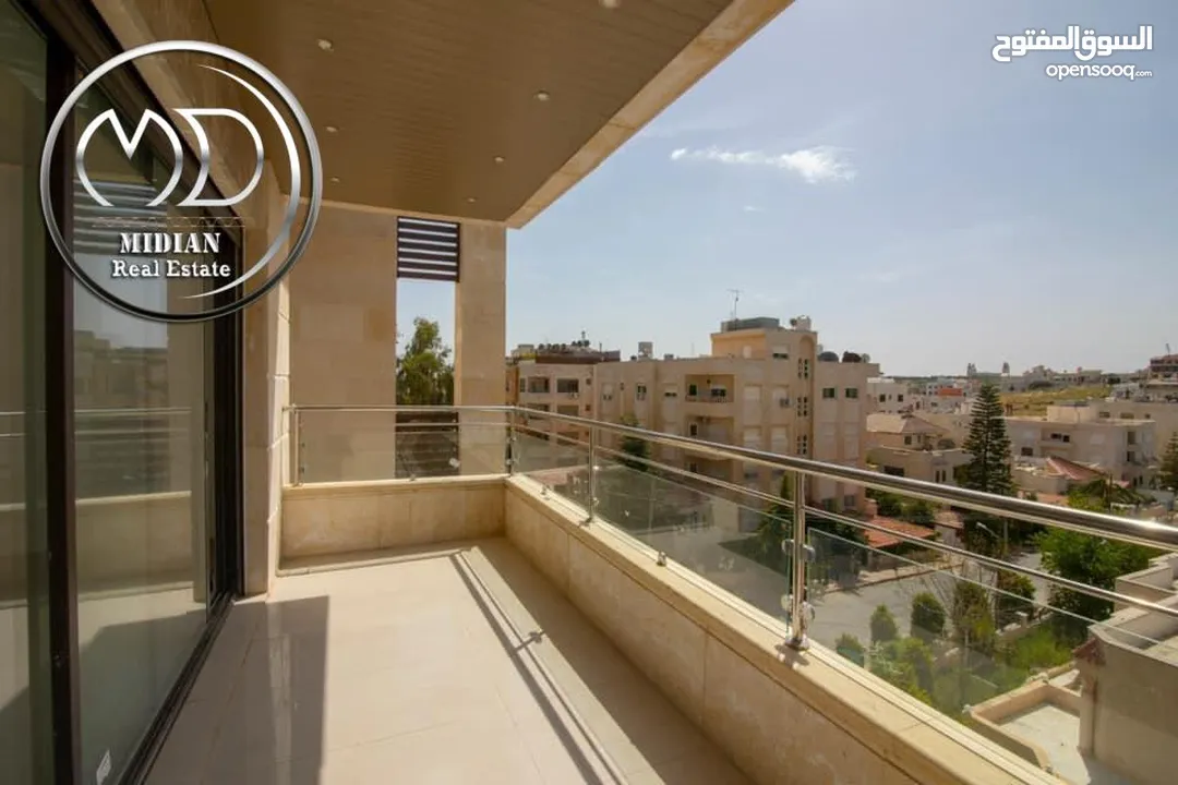 شقق ارضية و طوابق مكررة و أخير مع روف للبيع الرابية مساحات 200م مع تراسات و حدائق جديدة لم تسكن بأسع
