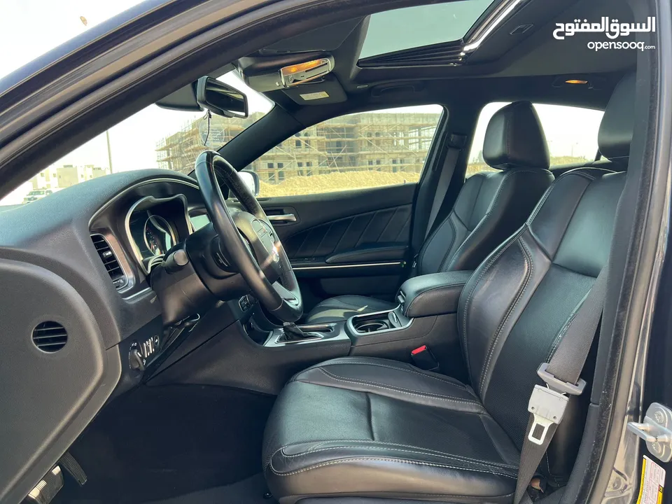 Dodge CHARGER SXT v6 model 2018 FOR SALE