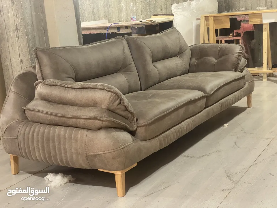 اطقم كنب مفروشات الاناقة اضف لمسه من الجمال لبيتك