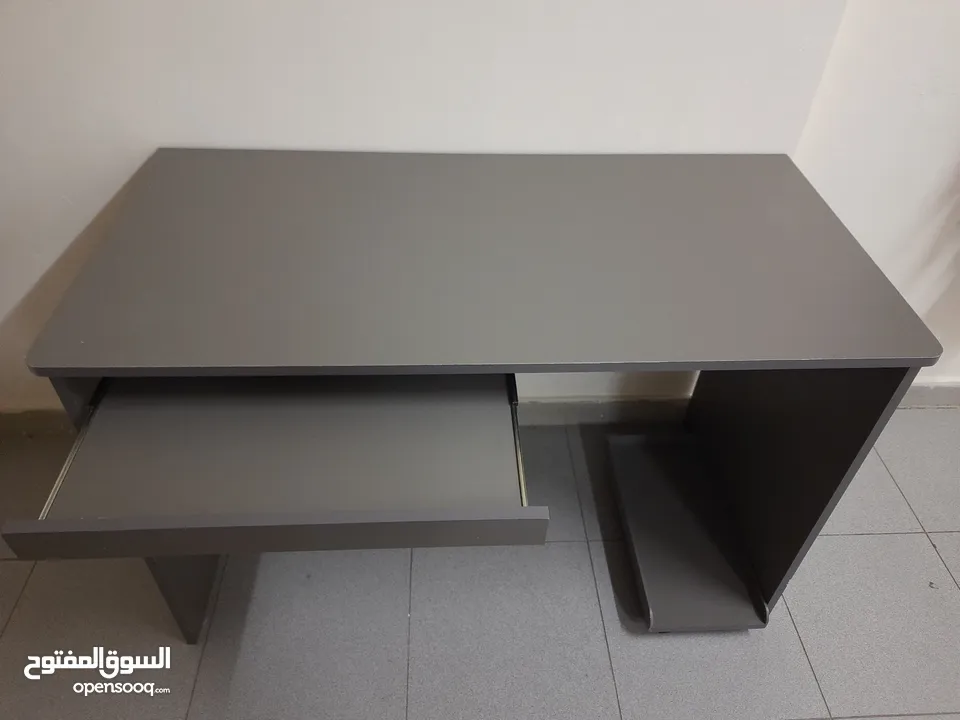 computer table