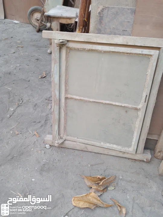 شبابيك قديمه طراز الأول على حطتهم