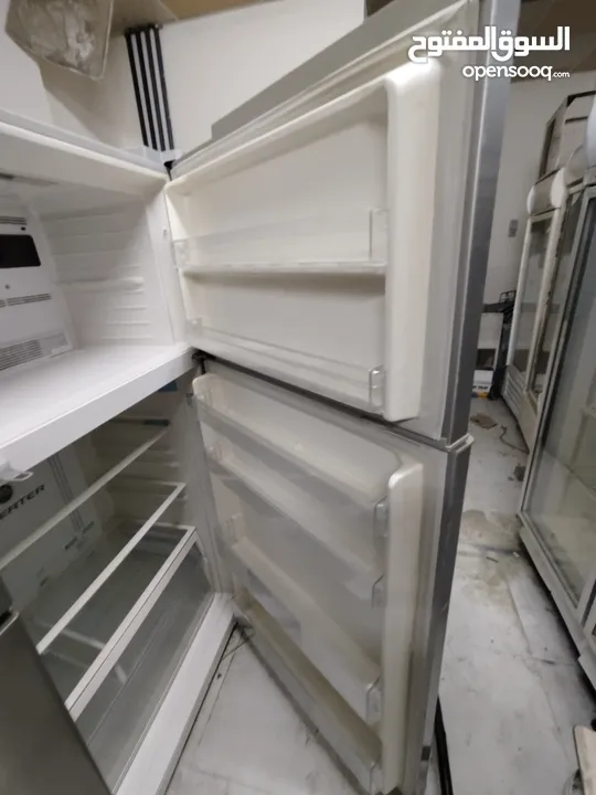 Hitachi refrigerator fridge is very good condition and good working