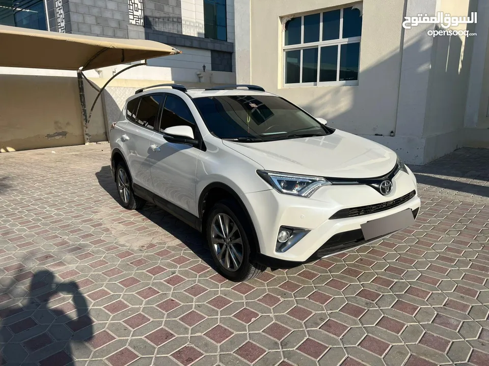 RAV4 FULL OPTION GCC 2017