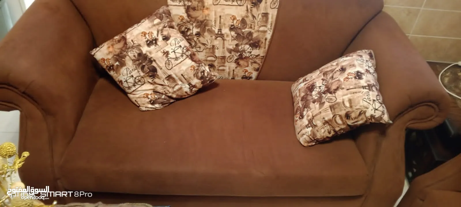 كنب شبة جديد مع البرادي
