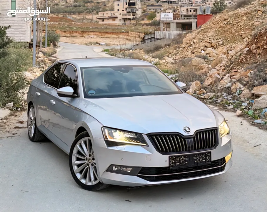 سكودا سوبيرب لورين كلمنت 2019 / 190 حصان / انظف سوبيرب في الضفه