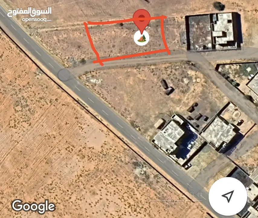قطعة أرض للبيع في  طريق المطار مدخل الأحياء البرية  في موقع سكني ممتاز جداً مساحتها :400 متر مربع