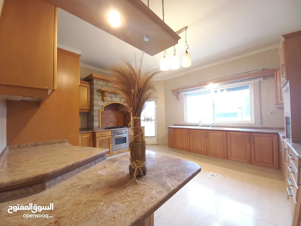 شقة غير مفروشة للبيع في السابع  ( Property 36446 )-174938190