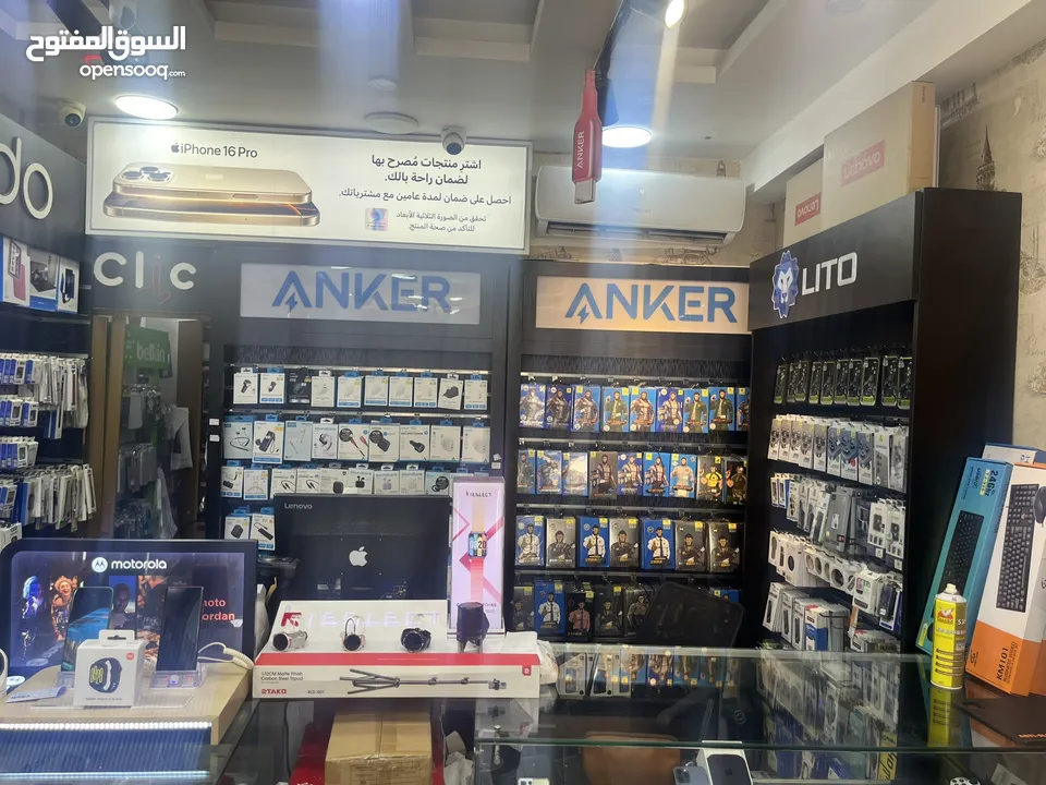 ديكور محل موبايلات بحالة ممتازه للبيع