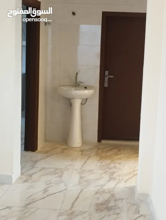 شقة للايجار حي القادسية