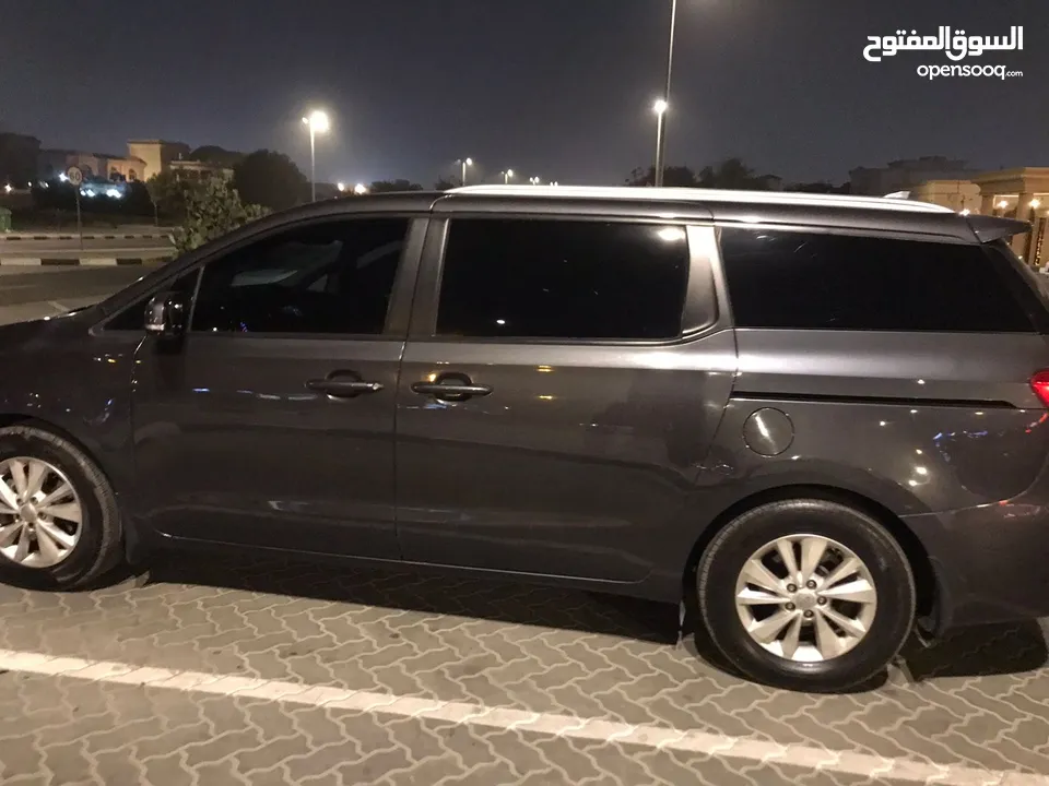 kia sedona 2018