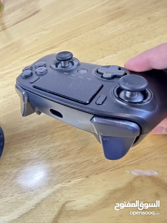 يد نيكون سلكية اصلية necon 4