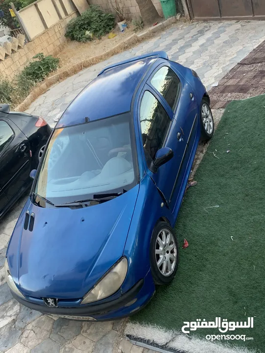 بيجو 206 موديل2001 جير عادي ماتور 1600 للبيع المستعجل