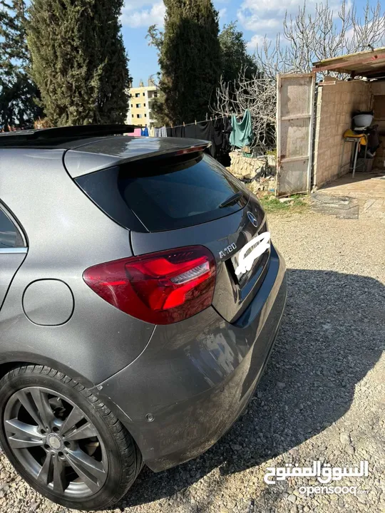 مرسيدس A180