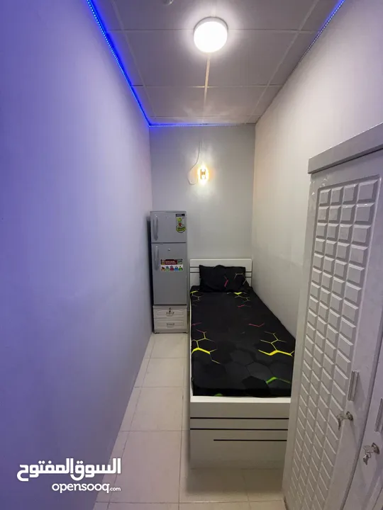 بدون عموله افخم سكن مشترك بنات وشباب في عجمان المويهات و الروضة شامل جميع الخدمات فرش جديد اول ساكن