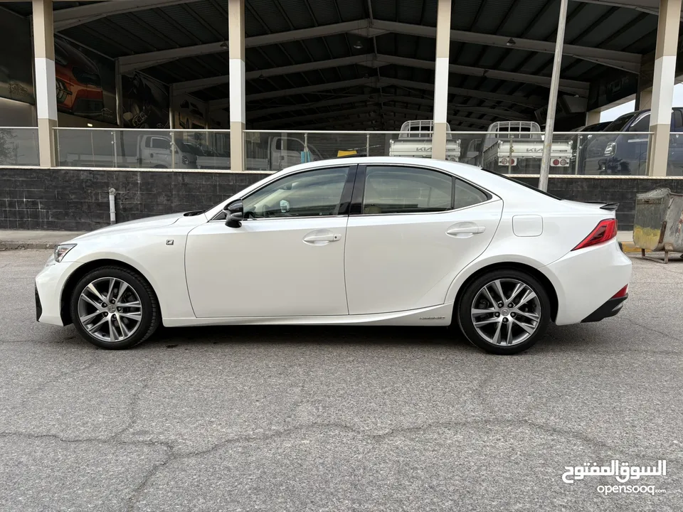 LEXUS 300 SPORT هايبرد فل مسكر